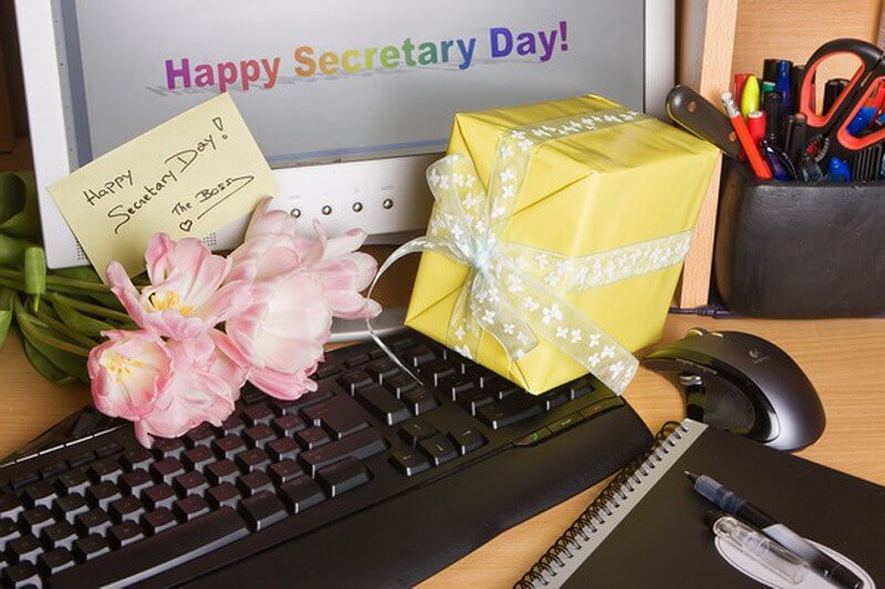 Поздравление С Днем Рождения Секретарю Женщине